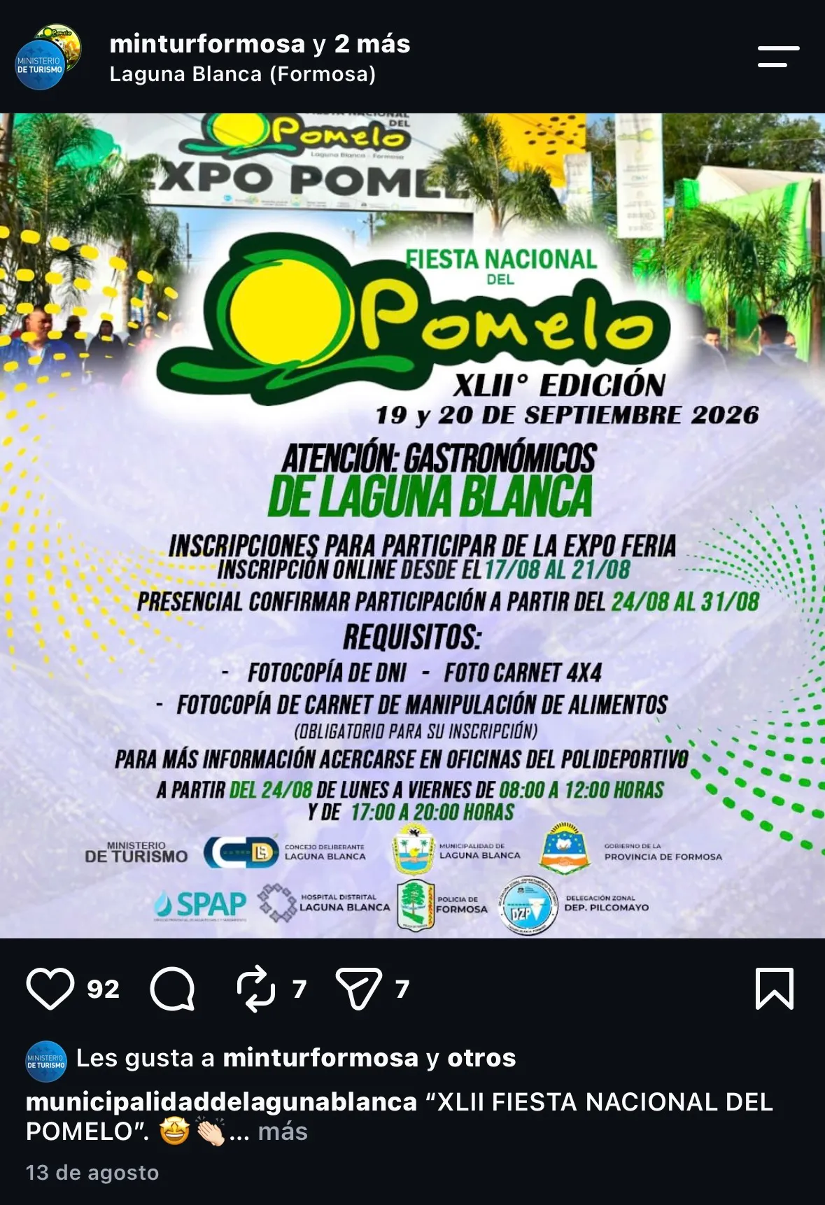 Gráfica institucional que anuncia la XLII Fiesta Nacional del Pomelo, estructurada bajo una retórica de comunicación gubernamental tradicional. El afiche, centrado en normativas e inscripciones, obtuvo 92 "me gusta", lo que evidencia las limitaciones del discurso oficial unidireccional para generar arraigo o interacción orgánica en el ecosistema digital.